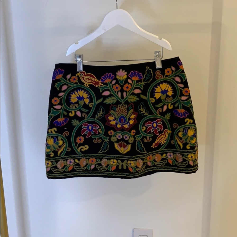 Zara Embroidered Mimi skirt